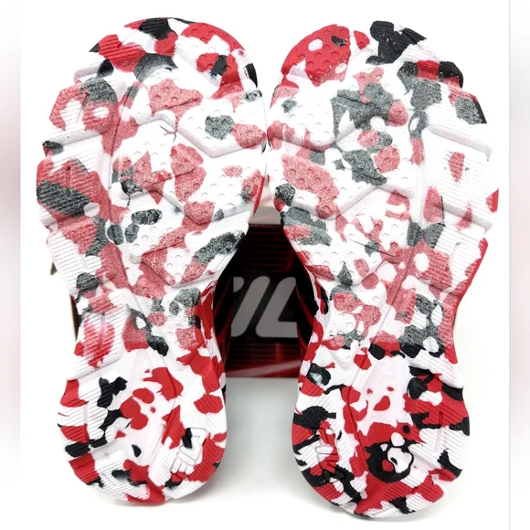 Easy Slip-on No tie Sneakers, Fila Wanderun Strap, Red and Black, Size 12, New - Picture 2 of 5